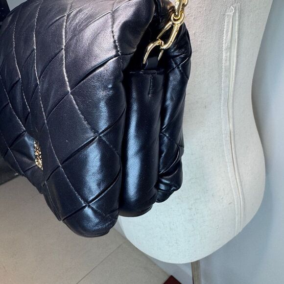 Loewe Puffer Goya Pleated Shiny Lambskin - Black NWT - Picture 3 of 10